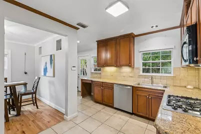 5426 Stoneleigh Avenue, Dallas, TX 75235 - Photo 13
