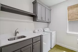 6722 Sondra Dr, Dallas, TX 75214 - Photo 35