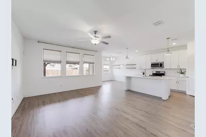 5028 Waterway Drive, Princeton, TX 75407 - Photo 5