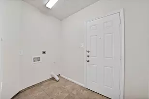 4213 Phoenix Dr, Carrollton, TX 75010 - Photo 25