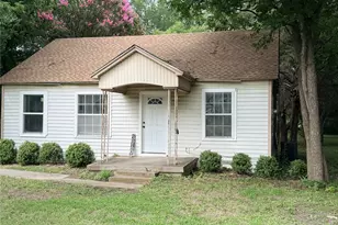 310 College St, Wilmer, TX 75172 - Photo 3