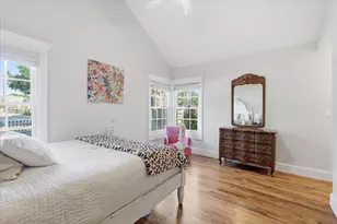 426 E Texas St, Grapevine, TX 76051 - Photo 21