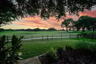 2125 Clubside Dr, Corinth, TX 76210 - Photo 3
