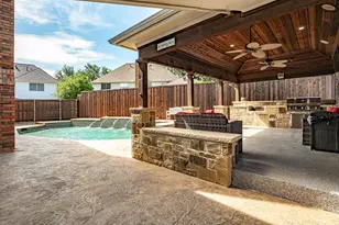 725 Tartan Trail, Highland Village, TX 75077 - Photo 3