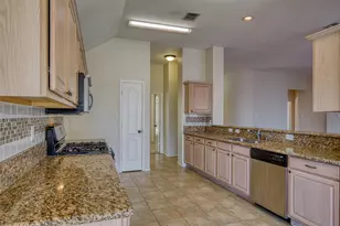 11902 Amber Valley Dr, Frisco, TX 75035 - Photo 9