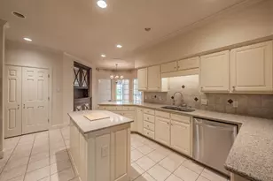 6724 Blue Meadow Dr, Fort Worth, TX 76132 - Photo 11