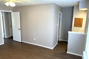 405 Augustine Dr, Euless, TX 76039 - Photo 11