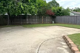 405 Augustine Dr, Euless, TX 76039 - Photo 19