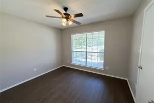 405 Augustine Dr, Euless, TX 76039 - Photo 13
