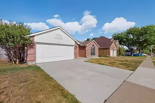 5203 Alta Vista Ln, Arlington, TX 76017 - Photo 35