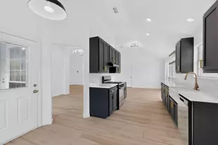 5203 Alta Vista Ln, Arlington, TX 76017 - Photo 15