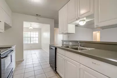 1203 N Nolan River Road #A, Cleburne, TX 76033 - Photo 7