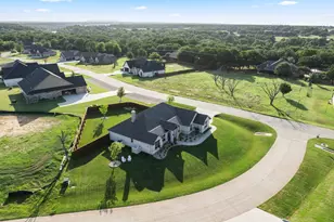 2516 Birchwood Dr, Granbury, TX 76049 - Photo 5