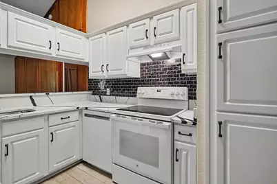 6210 Valley Forge Court, Arlington, TX 76002 - Photo 7