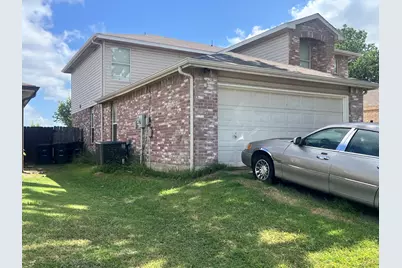 4320 Meadowknoll Drive, Fort Worth, TX 76123 - Photo 3