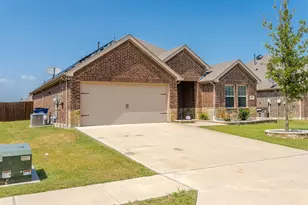406 Saddle Club Way, Princeton, TX 75407 - Photo 3