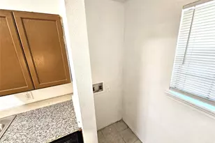 2837 Avenue J, Fort Worth, TX 76105 - Photo 7