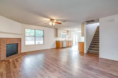 2333 Ash Grove Trail, Fort Worth, TX 76112 - Photo 9