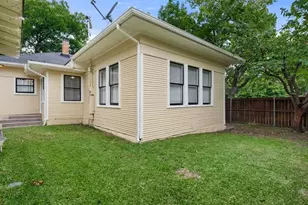 2001 Lipscomb St, Fort Worth, TX 76110 - Photo 39