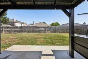 641 Mallard Dr, Saginaw, TX 76131 - Photo 21