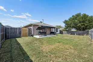 641 Mallard Dr, Saginaw, TX 76131 - Photo 23