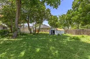 418 Lillian St, Dallas, TX 75211 - Photo 27