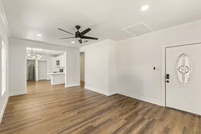418 Lillian Street, Dallas, TX 75211 - Photo 7