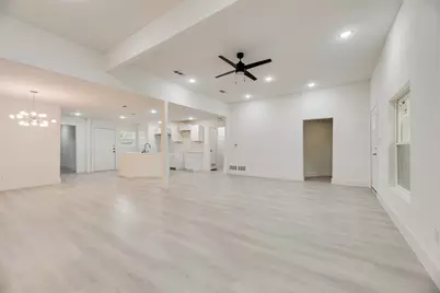 302 Newsom Road, Mesquite, TX 75149 - Photo 7