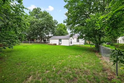 1718 N Shannon Street, Sherman, TX 75092 - Photo 5