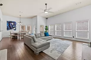 10216 Boyton Canyon Rd, Frisco, TX 75035 - Photo 3