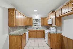 106 Shaw St, Tom Bean, TX 75491 - Photo 7