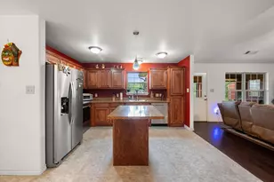 123 Clubhouse Dr, Corsicana, TX 75109 - Photo 7