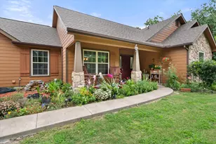 123 Clubhouse Dr, Corsicana, TX 75109 - Photo 3