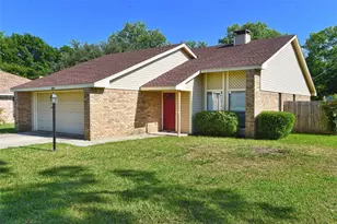 624 Aspen Dr, Denton, TX 76209 - Photo 1