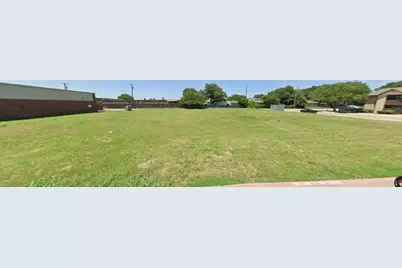 575 Broadway, Garland, TX 75043 - Photo 1