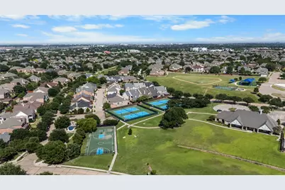 632 Duke Saxony Drive, Lewisville, TX 75056 - Photo 37