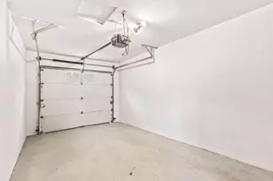 2111 El Capitan Dr, Dallas, TX 75228 - Photo 13