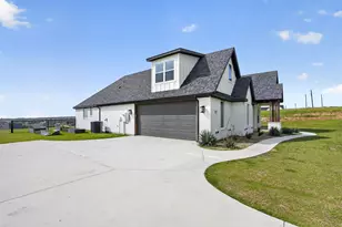 1040 Agnes N, Springtown, TX 76082 - Photo 5