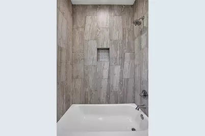 1040 Agnes N, Springtown, TX 76082 - Photo 25