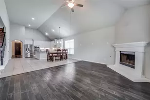 925 Lake Cypress Ln, Little Elm, TX 75068 - Photo 9