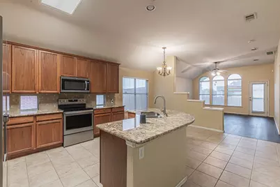 611 Primavera Drive, Arlington, TX 76002 - Photo 17