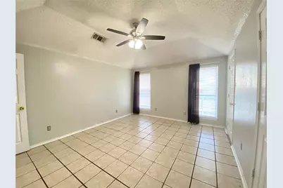 224 Los Angeles Drive, Glenn Heights, TX 75154 - Photo 11