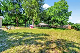 810 Edna St, Athens, TX 75751 - Photo 27