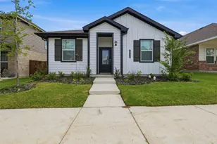 6736 Windfall Dr, Fort Worth, TX 76135 - Photo 5