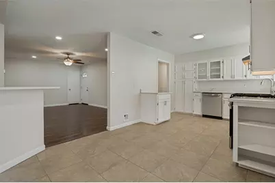 3811 Rolinda Drive, Dallas, TX 75211 - Photo 9