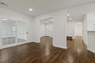 3811 Rolinda Dr, Dallas, TX 75211 - Photo 5