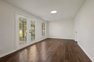 3811 Rolinda Dr, Dallas, TX 75211 - Photo 13