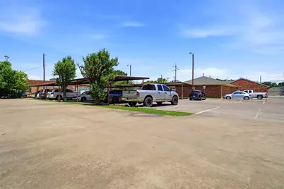 8202 Elam Road, Dallas, TX 75217 - Photo 17