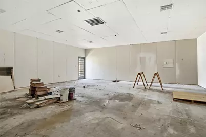 8202 Elam Road, Dallas, TX 75217 - Photo 19