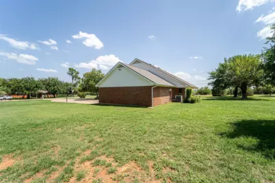 102 Five Oaks Road, Abilene, TX 79606 - Photo 5